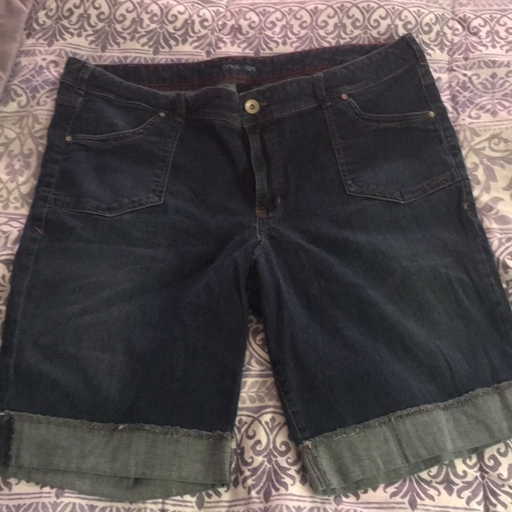 Denim Bermuda shorts sz 22 Lane Bryant